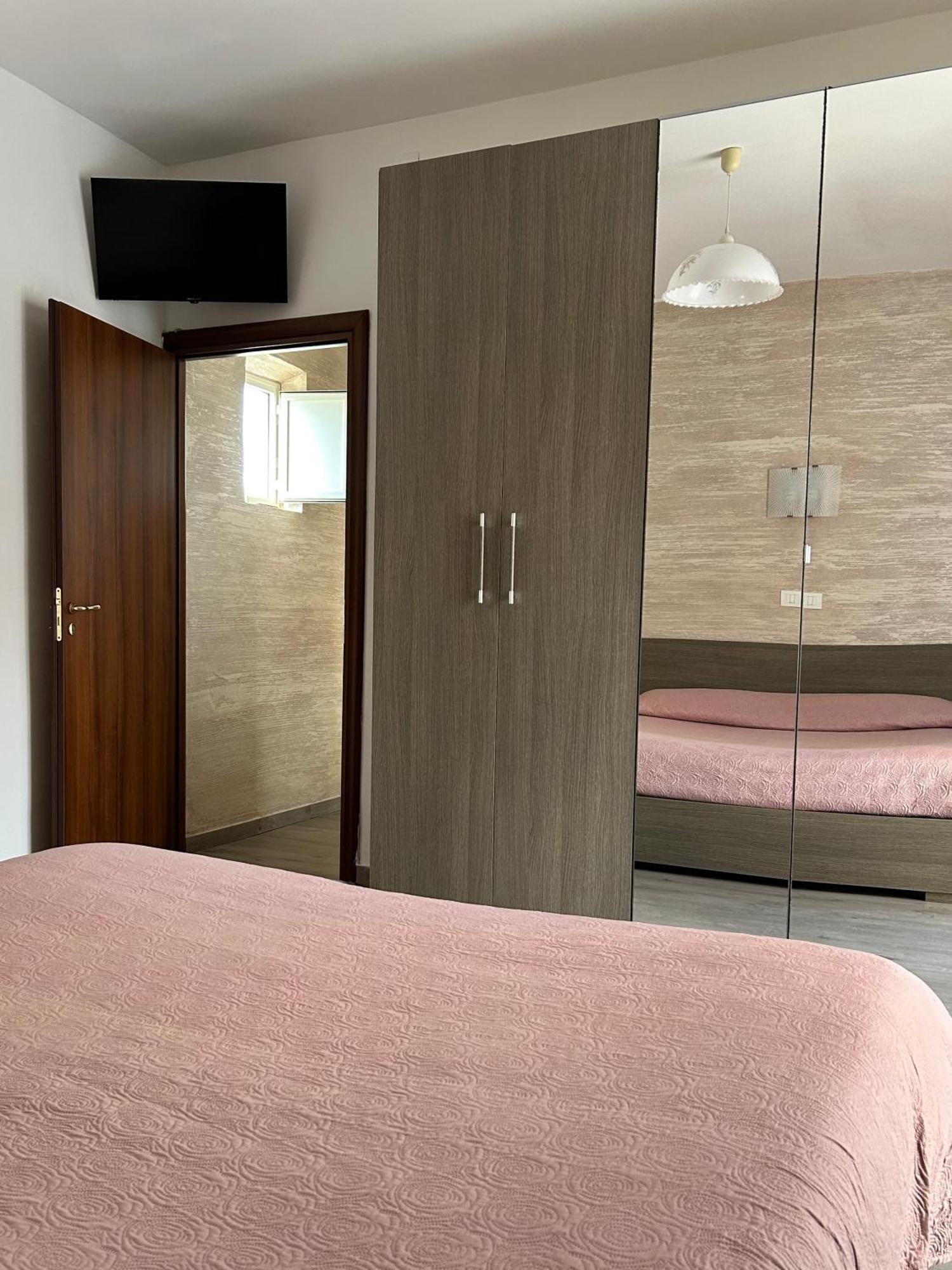 La Finestrella Apartment Giardina Gallotti Exterior photo